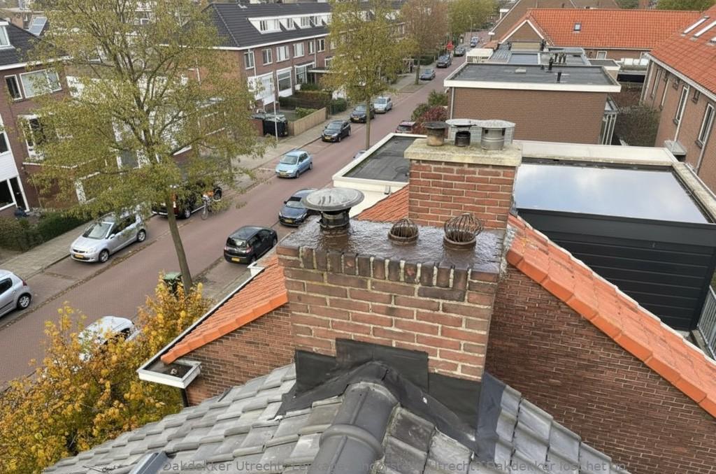 Lekkage Aan De Schoorsteen Utrecht